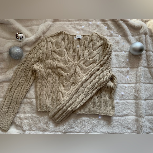 Barrow & Grove cropped knit sweater - Picture 2 of 2